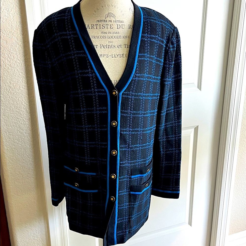 EUC St. John Collection  Santana knit bright blue black button down blazer 12